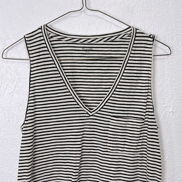 Madewell Whisper Cotton V-Neck Pocket Tank in Eastwood Stripe women’s size small - Picture 4 of 8